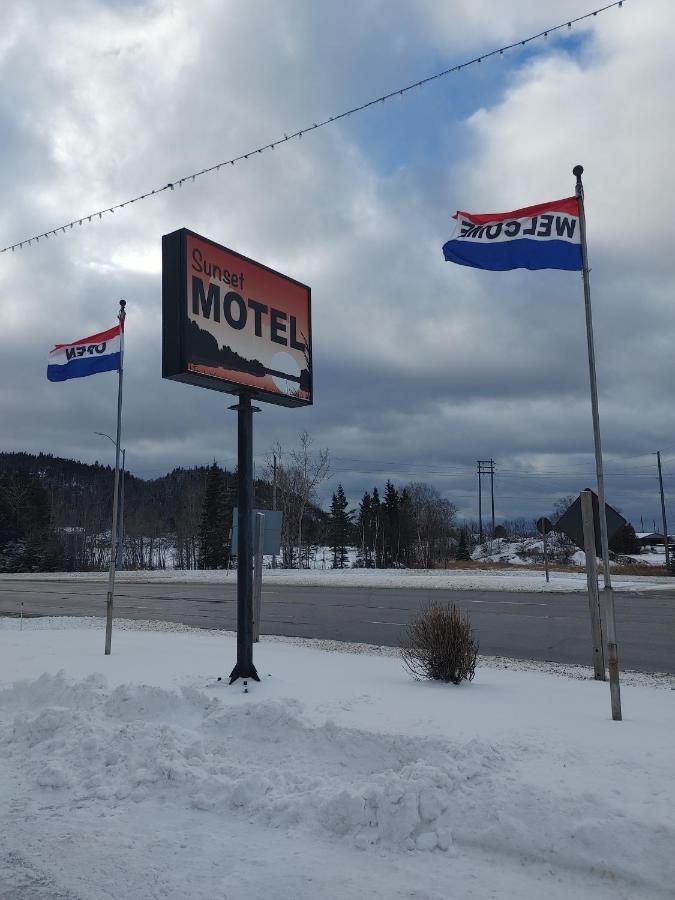 Sunset Motel Schreiber Bagian luar foto